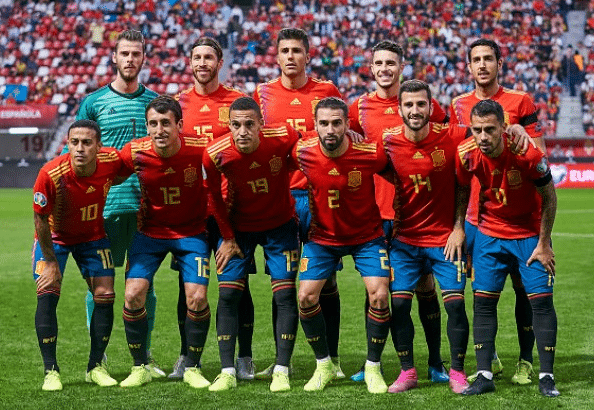 Đội Tuyển Tây Ban Nha dành 3 chức vô địch